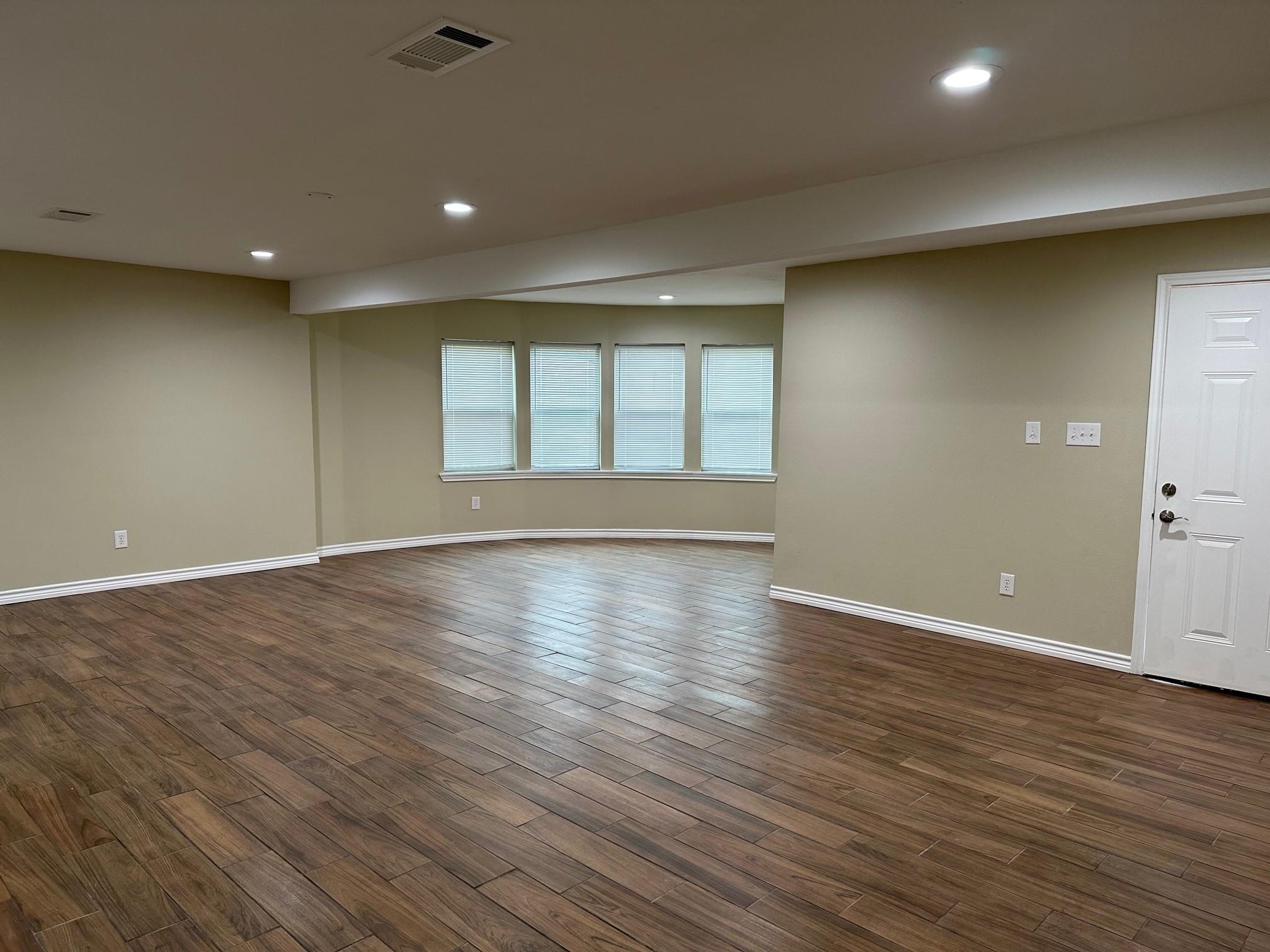 631 Live Oak Street