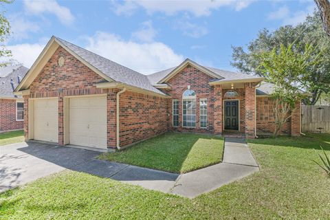 Photo of 15027 Winding Black Cherry Lane, Cypress, TX 77433 (MLS # 47963521)