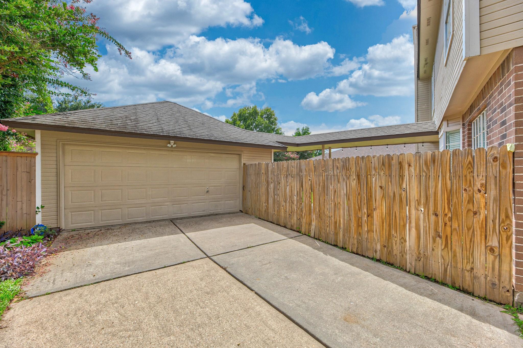 4631 Forest Home Drive