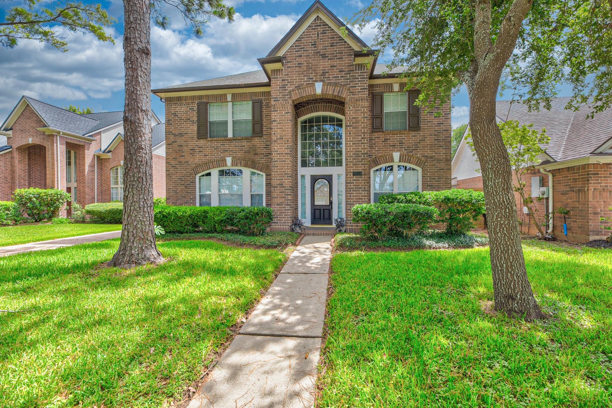 4631 Forest Home Drive