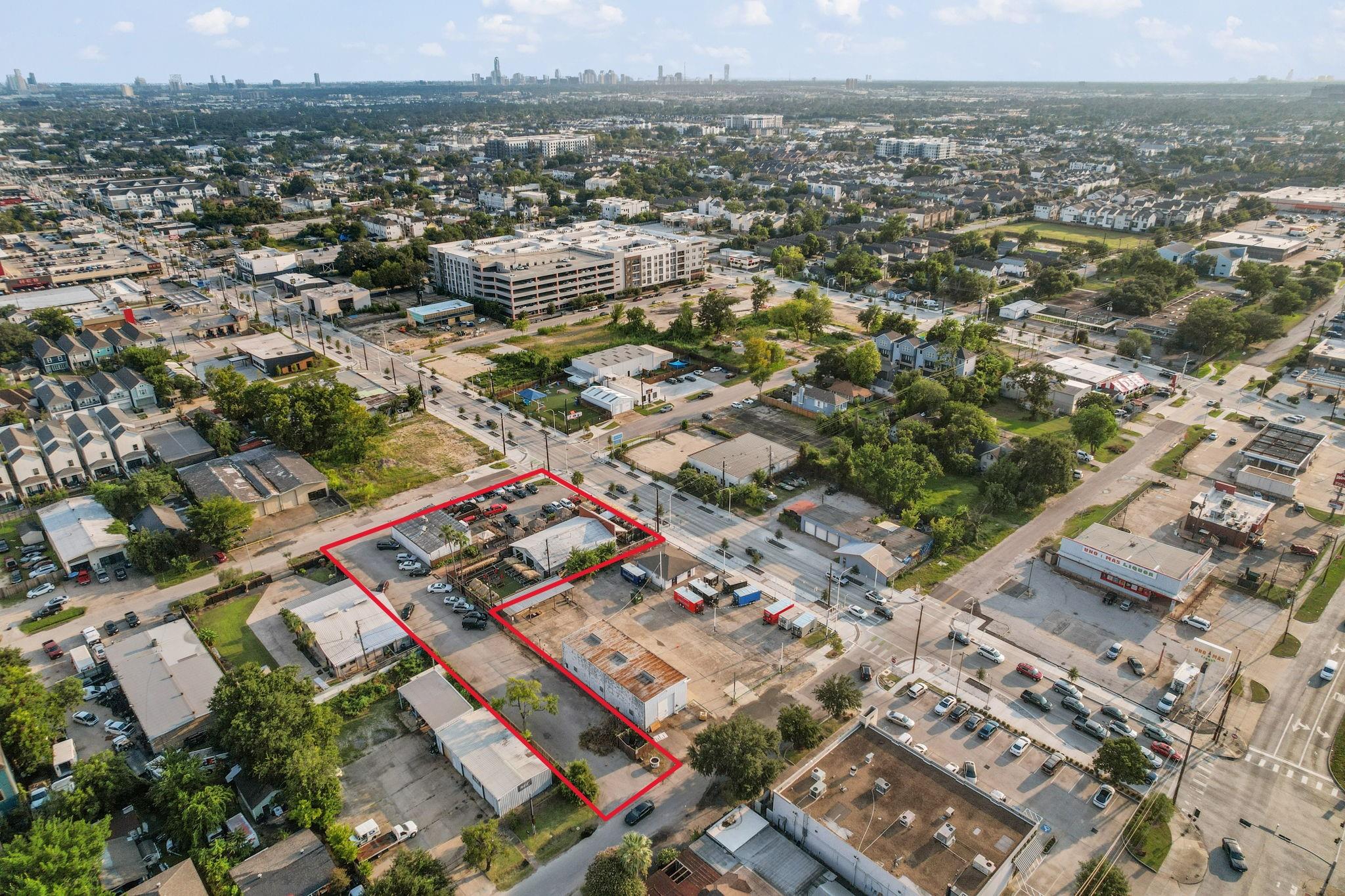 2708 N Shepherd Drive