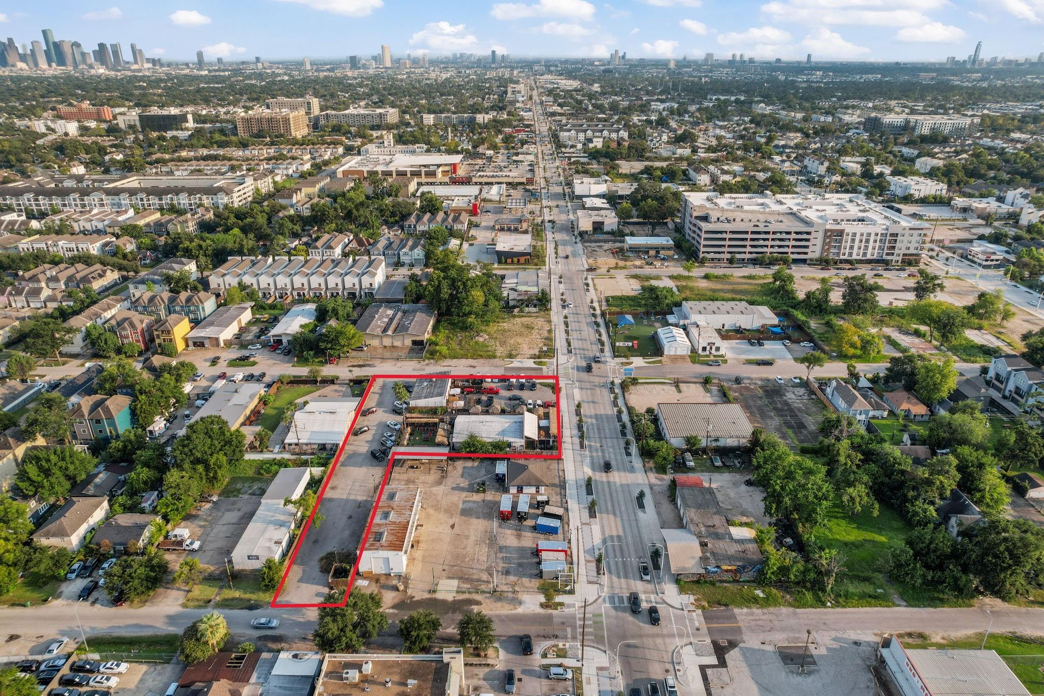 2708 N Shepherd Drive