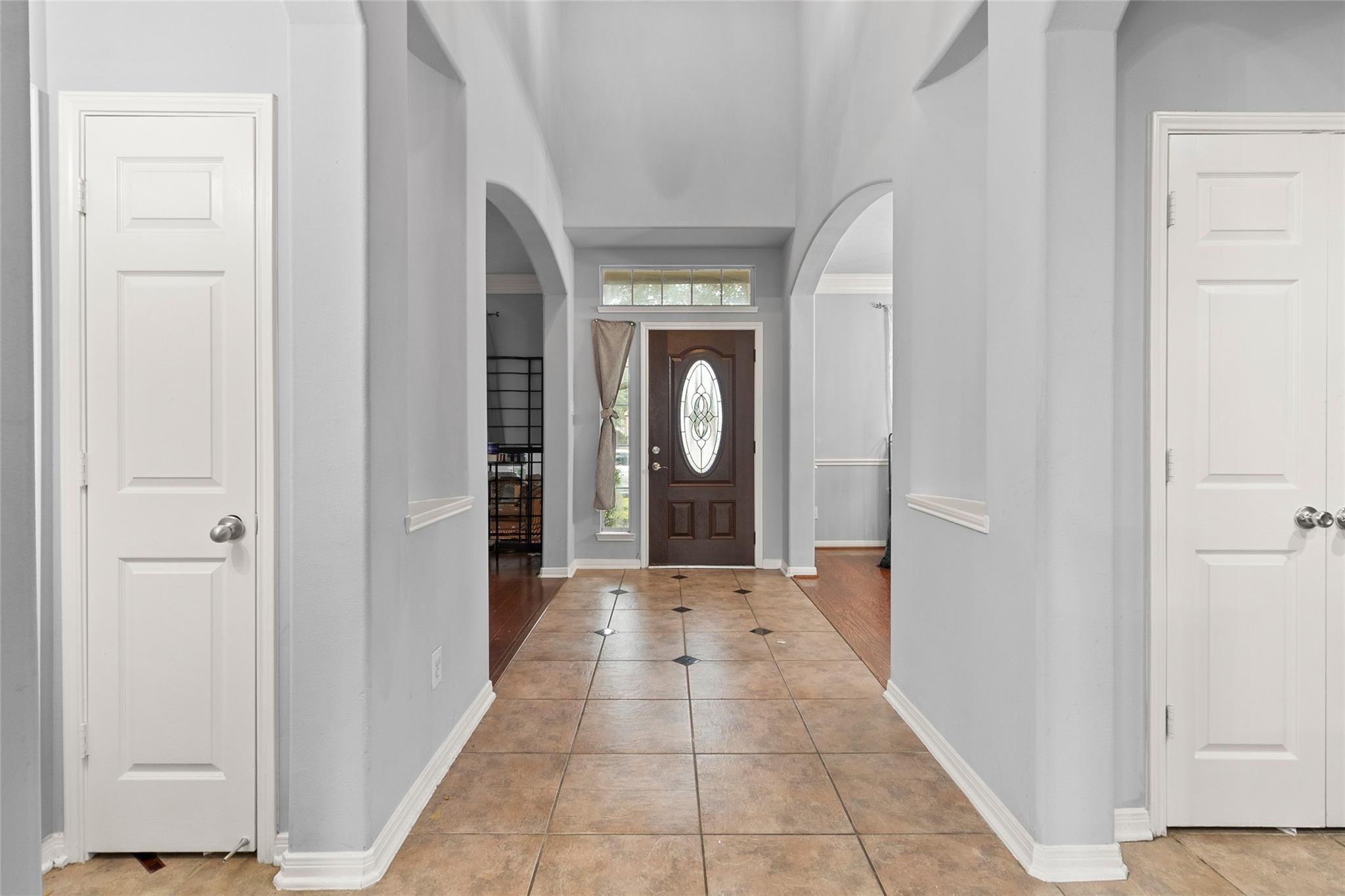 7206 Clayhorn Court