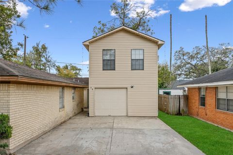 Photo of 68 Annette Lane, Houston, TX 77076 (MLS # 38608657)