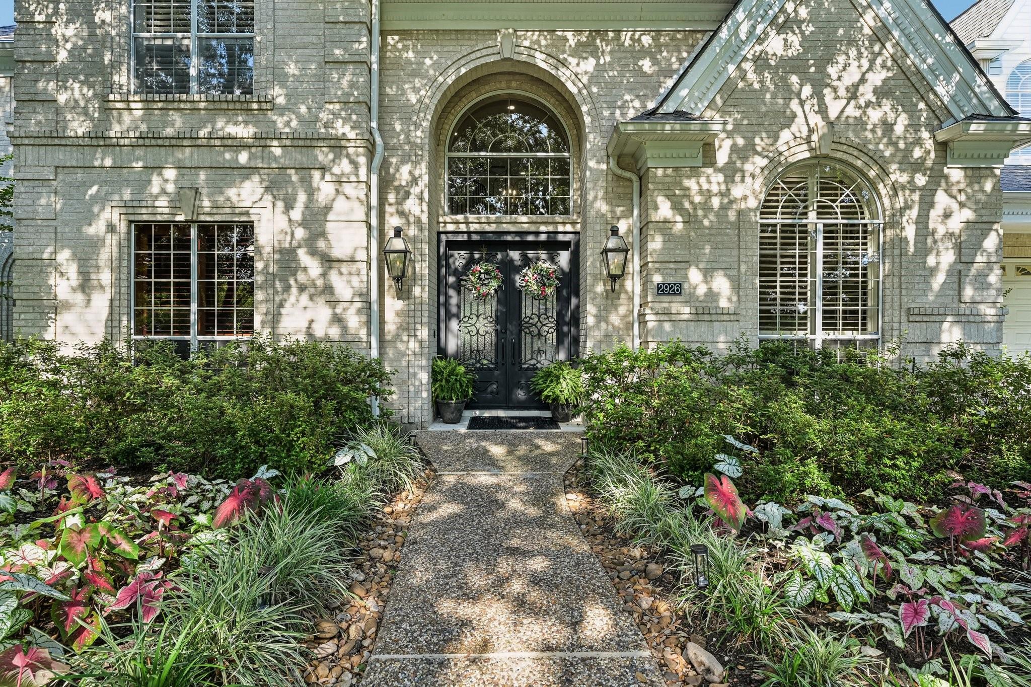 Houston, Texas, 77043, United States, 4 Bedrooms Bedrooms, ,5 BathroomsBathrooms,Residential,Active,2051974