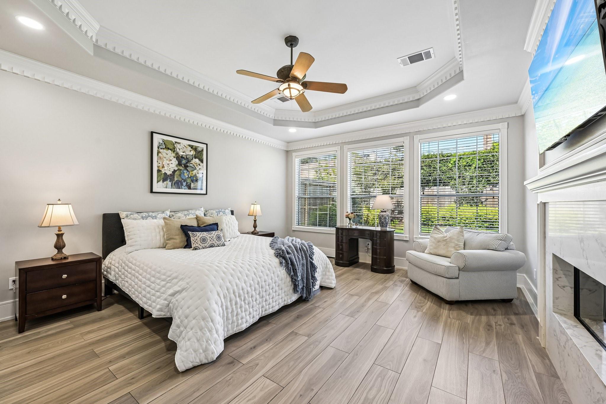 Houston, Texas, 77043, United States, 4 Bedrooms Bedrooms, ,5 BathroomsBathrooms,Residential,Active,2051974
