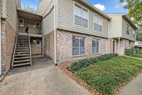 Photo of 5005 Georgi Lane #156, Houston, TX 77092 (MLS # 4100132)