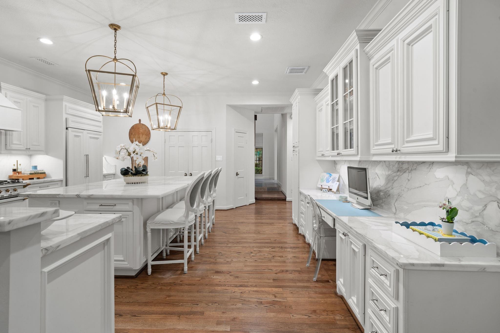 Sugar Land, Texas, 77479, United States, 5 Bedrooms Bedrooms, ,5 BathroomsBathrooms,Residential,Active,2041525