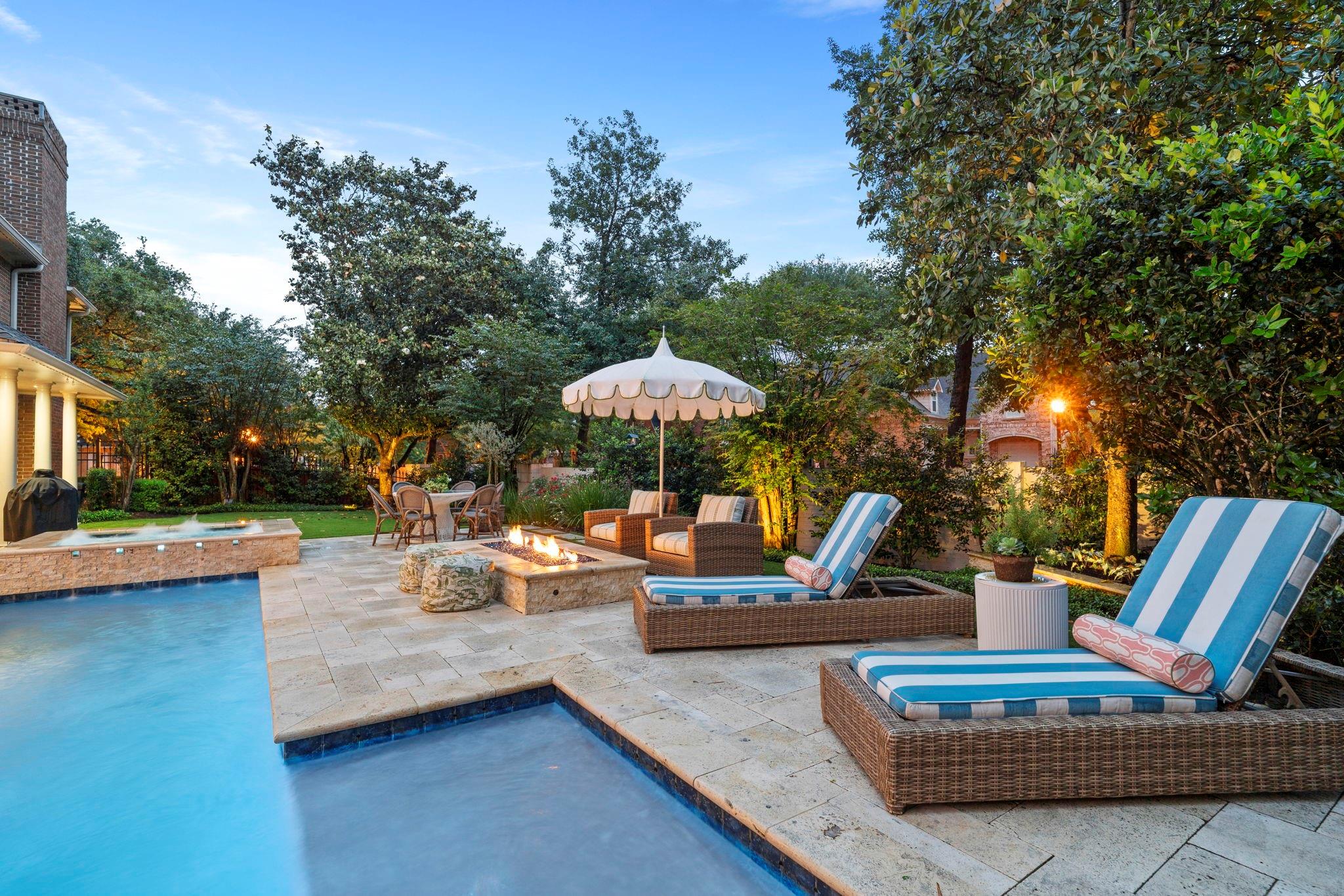 Sugar Land, Texas, 77479, United States, 5 Bedrooms Bedrooms, ,5 BathroomsBathrooms,Residential,Active,2041525