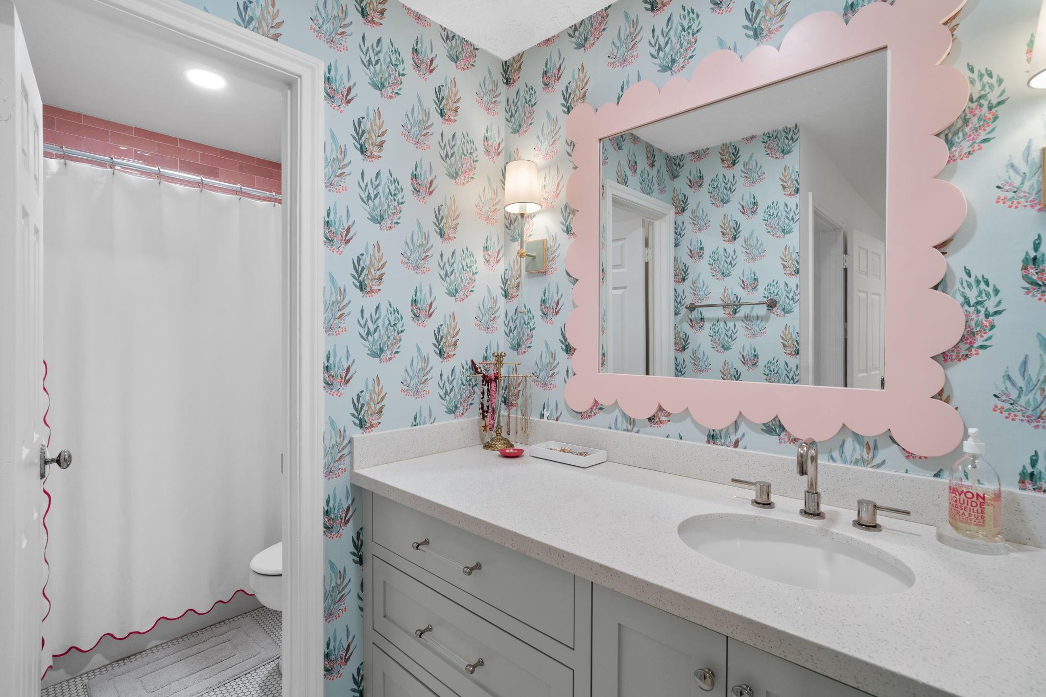 Sugar Land, Texas, 77479, United States, 5 Bedrooms Bedrooms, ,5 BathroomsBathrooms,Residential,Active,2041525