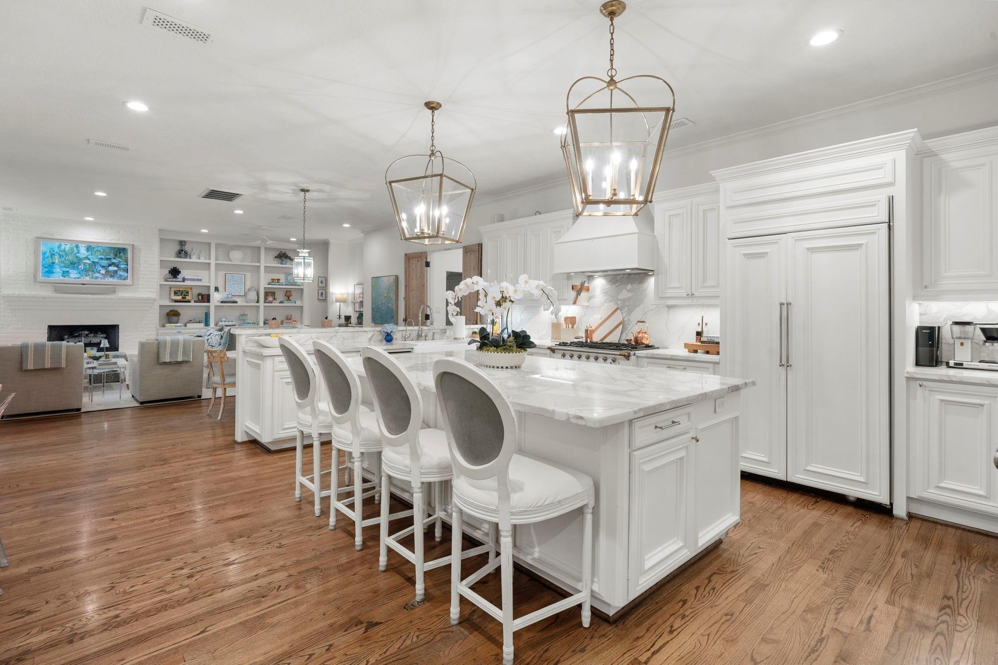 Sugar Land, Texas, 77479, United States, 5 Bedrooms Bedrooms, ,5 BathroomsBathrooms,Residential,Active,2041525