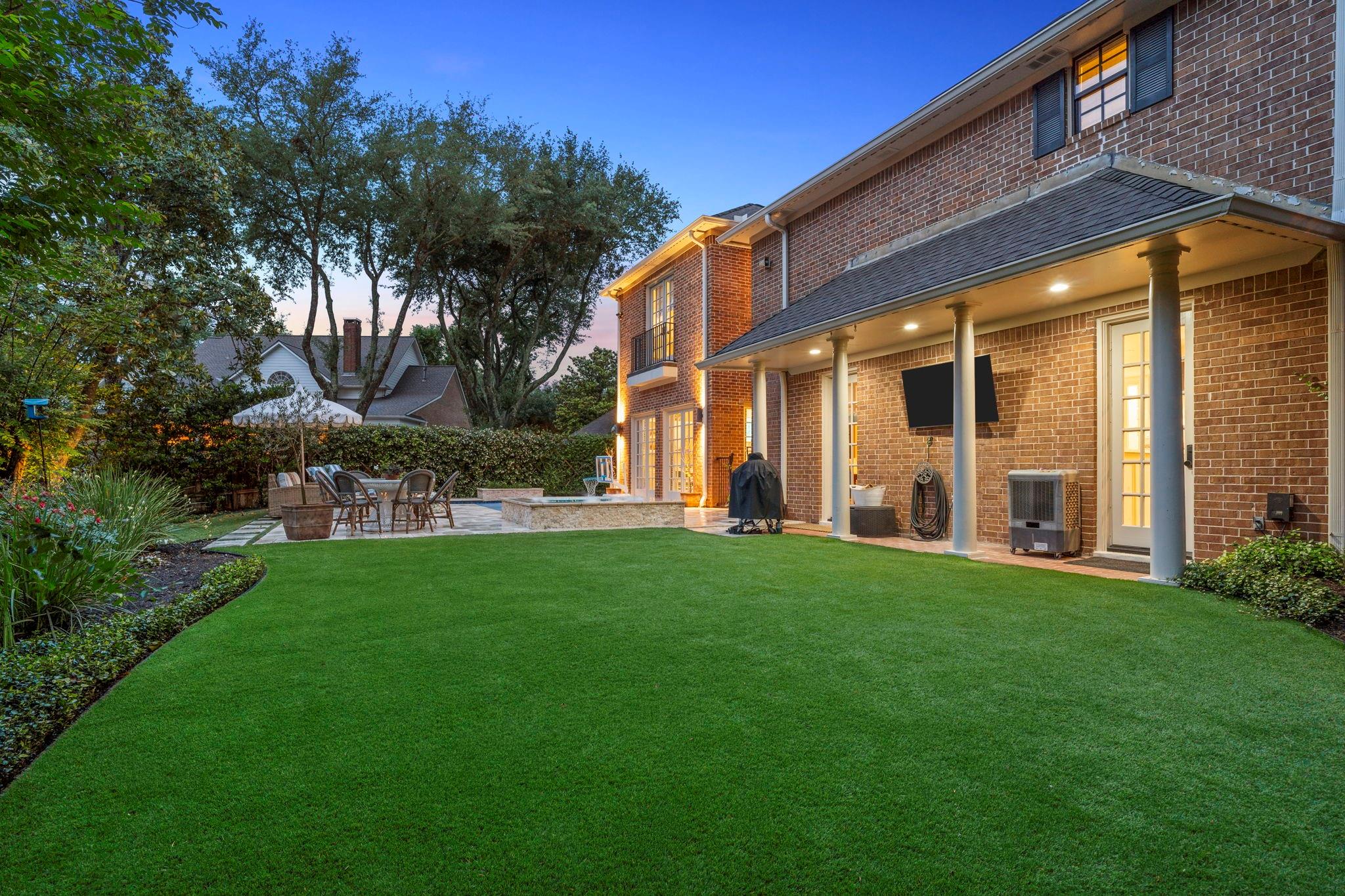 Sugar Land, Texas, 77479, United States, 5 Bedrooms Bedrooms, ,5 BathroomsBathrooms,Residential,Active,2041525