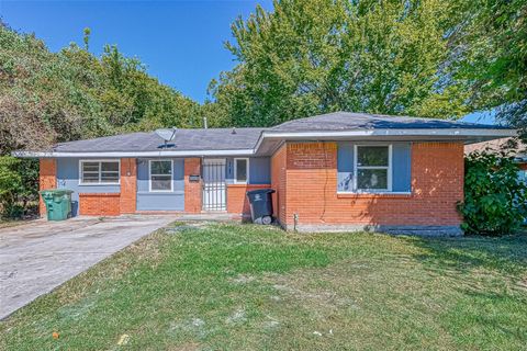 Photo of 10613 Buffum Street, Houston, TX 77051 (MLS # 816155)