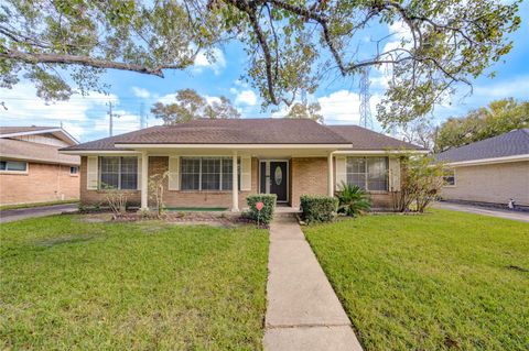 9611 Greenwillow Street Houston TX 77096