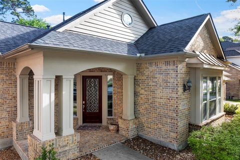 Tiny photo for 12427 Cedar Breaks Court, Humble, TX 77346 (MLS # 21857742)