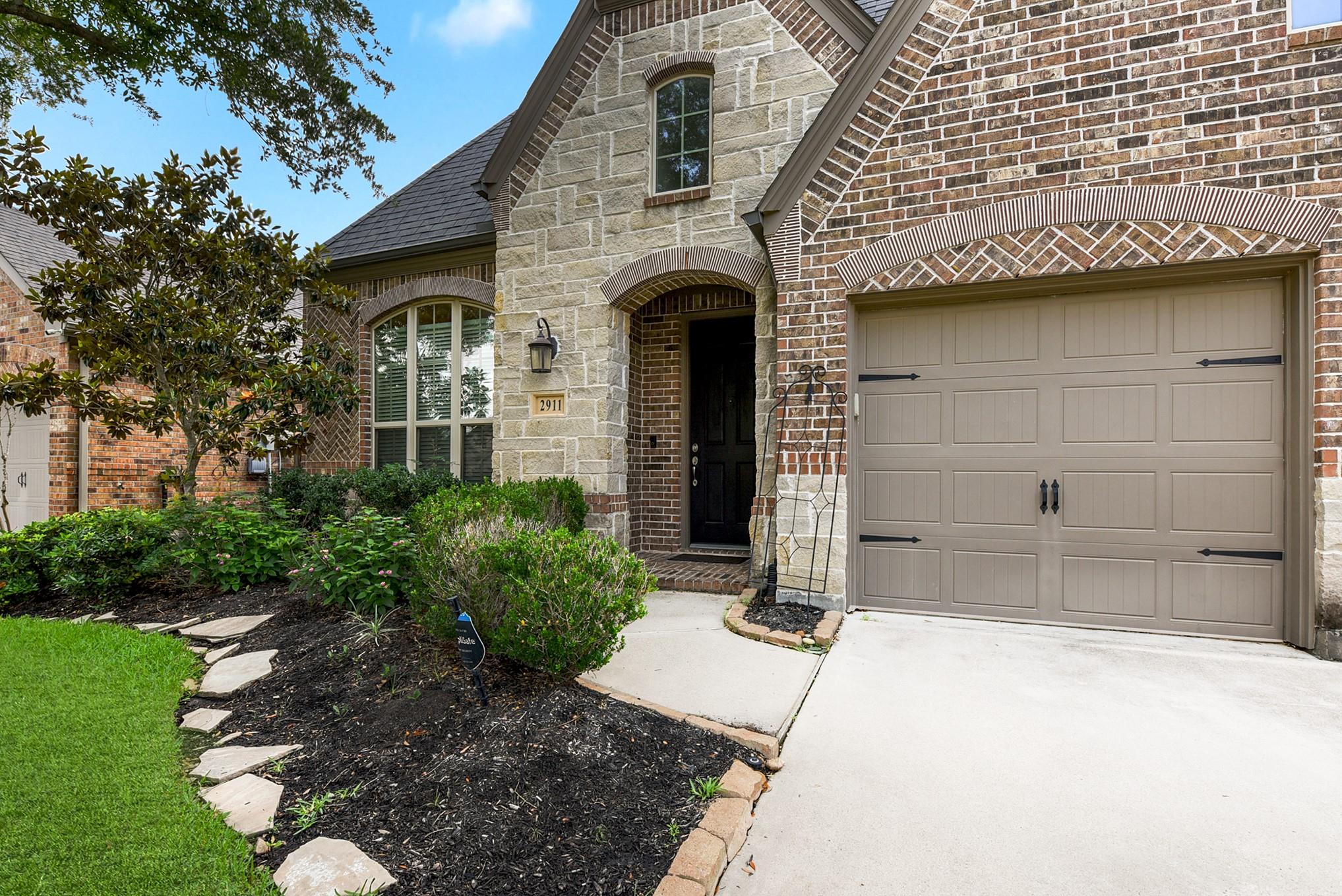 2911 Helding Park Court