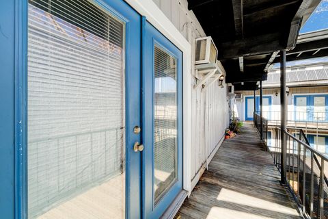 Photo of 2322 Dunlavy Street #13, Houston, TX 77006 (MLS # 45553877)