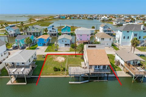 Photo of 16707 Kingston Way, Jamaica Beach, TX 77554 (MLS # 91426338)