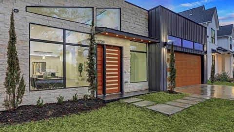 Photo of 1709 Reverse Street, Houston, TX 77055 (MLS # 11952693)