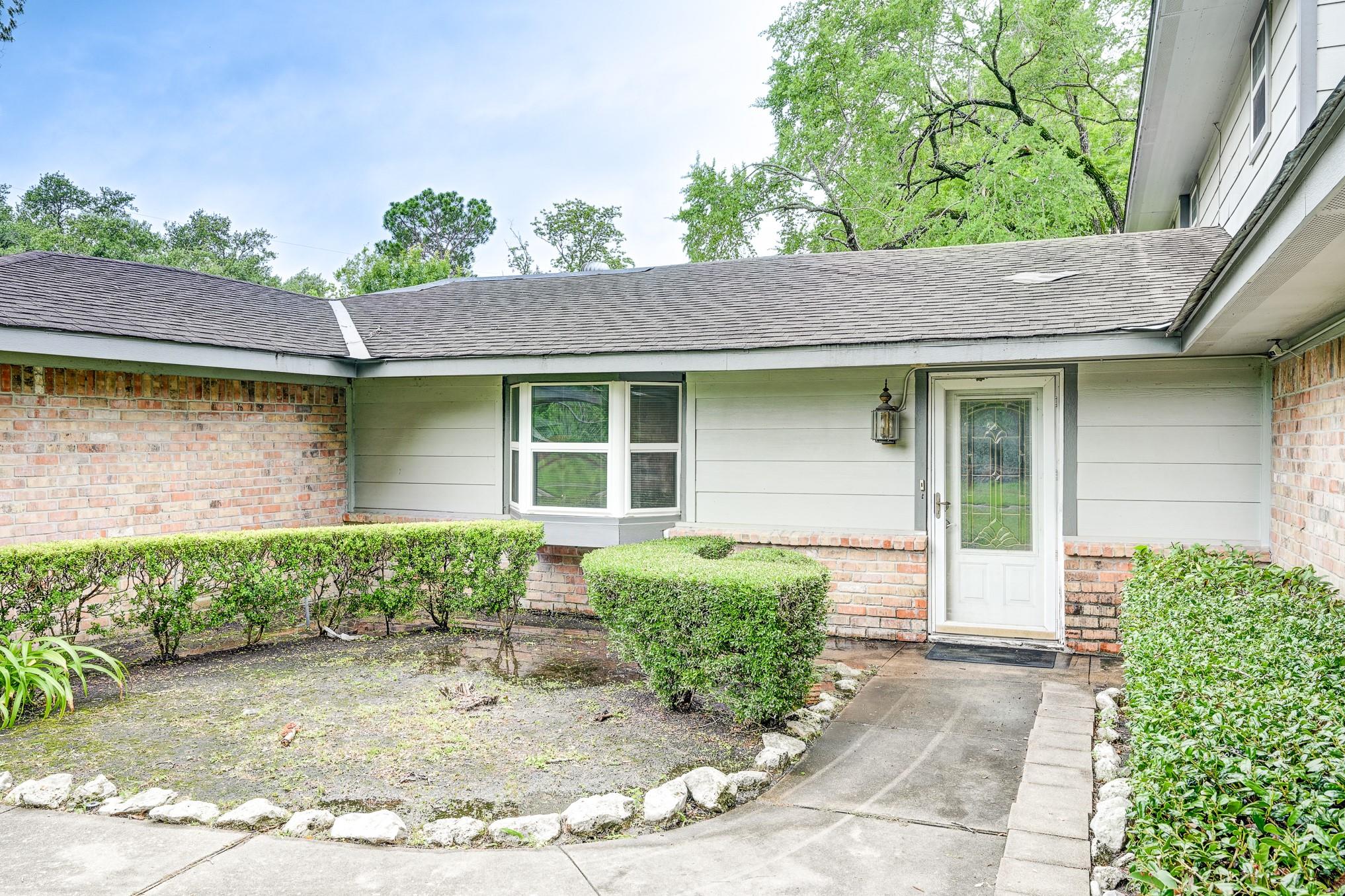 4709 Frontier Drive