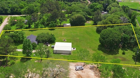 Photo of 19819 Hampton Wood Drive, Tomball, TX 77377 (MLS # 48461932)