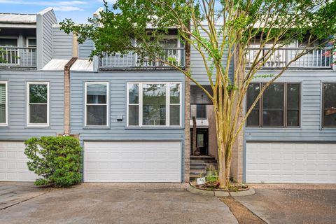 Photo of 2506 Mandell Street #2, Houston, TX 77006 (MLS # 69829445)