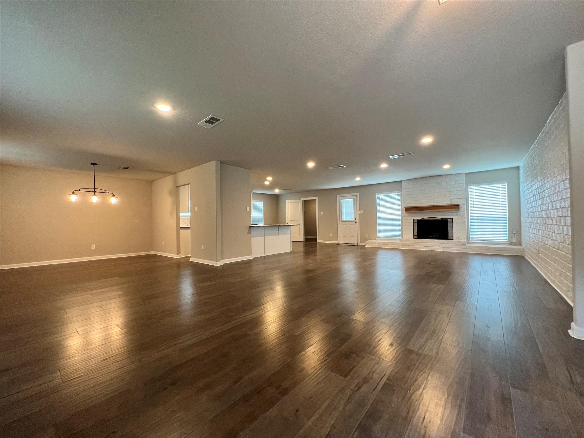 203 Acorn Tree Court