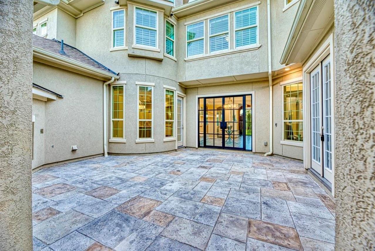 12821 N Palomino Lake Circle