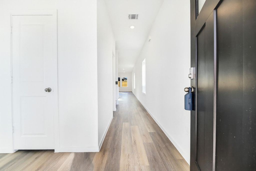 Photo of 3930 El Vaquero Court, League City, TX 77511 (MLS # 35786722)