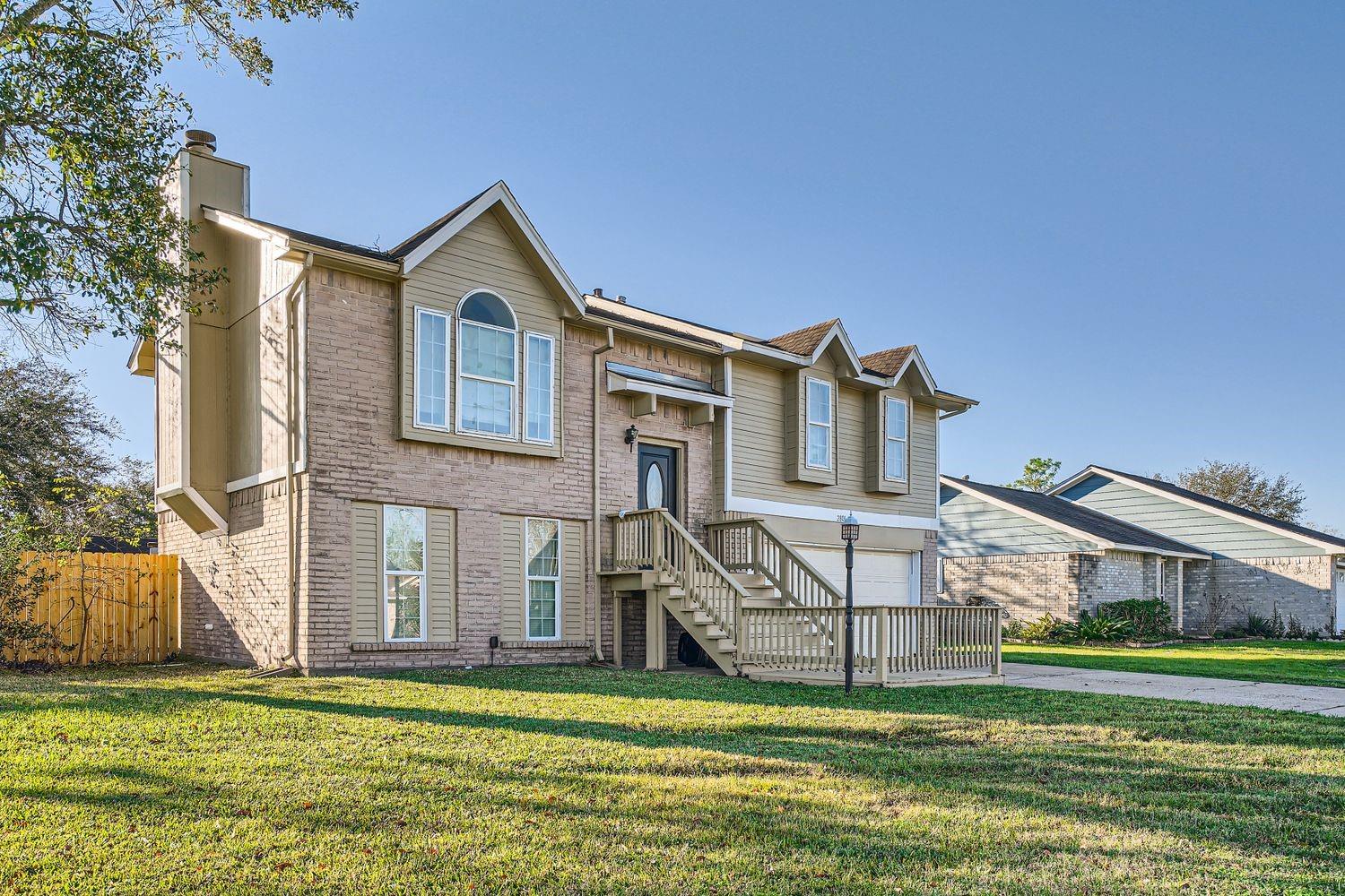 2801 Custer Drive