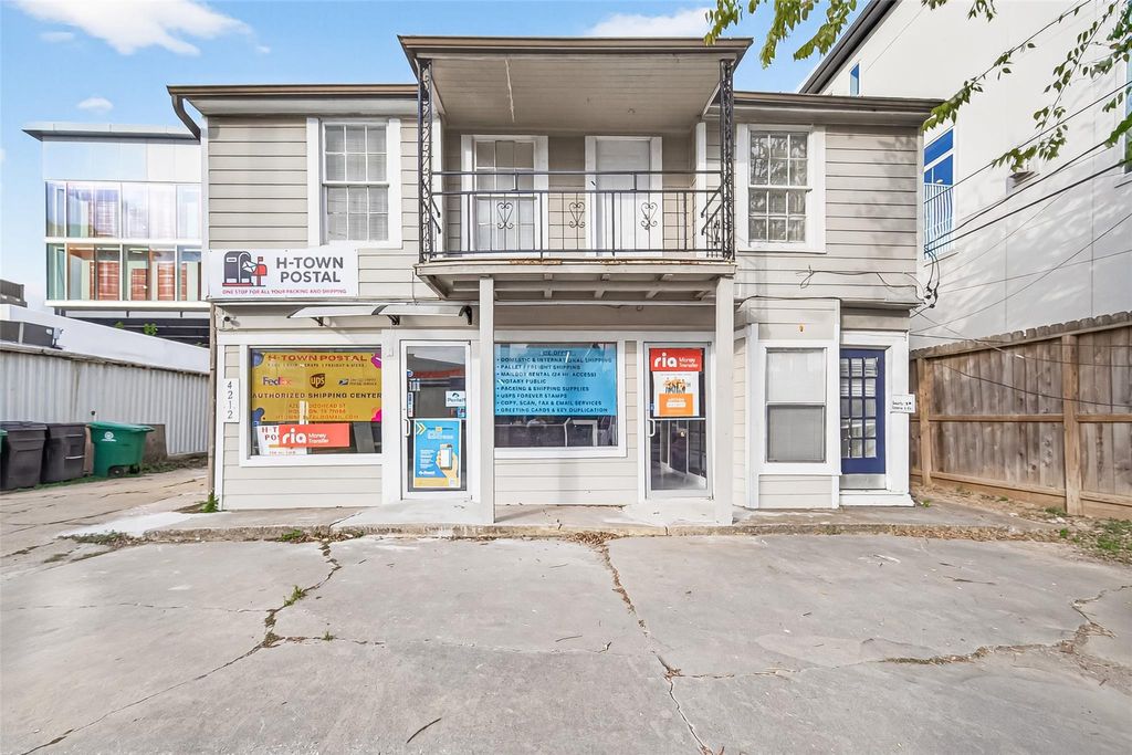 Photo of 4212 Woodhead Street #2, Houston, TX 77098 (MLS # 51478243)