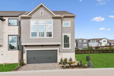 Photo of 16026 Hayes Park Drive, Houston, TX 77079 (MLS # 64951643)