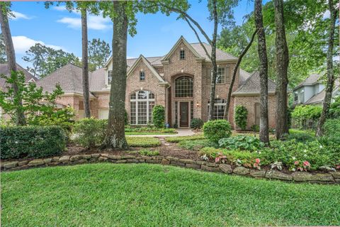 Photo of 66 S Taylor Point Drive, The Woodlands, TX 77382 (MLS # 84170826)