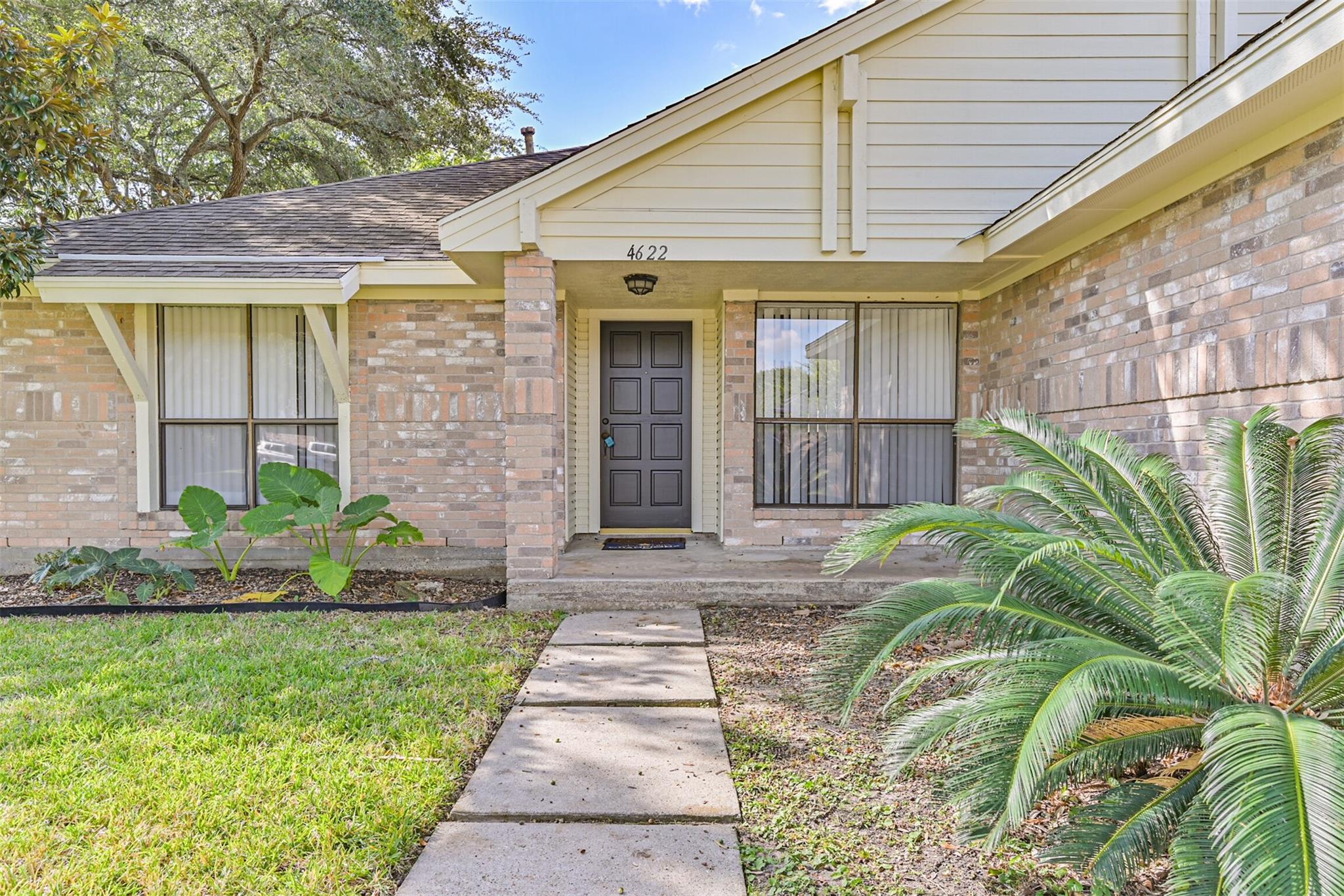 4622 Pecan Grove Drive