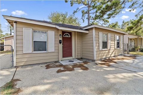 Photo of 1504 Polk Avenue, Pasadena, TX 77506 (MLS # 18478208)