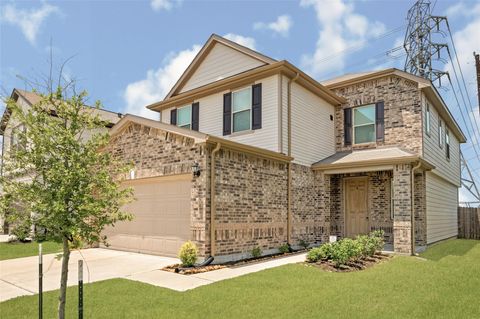 Photo of 6107 Topaz Pines Trail, Humble, TX 77338 (MLS # 70815307)