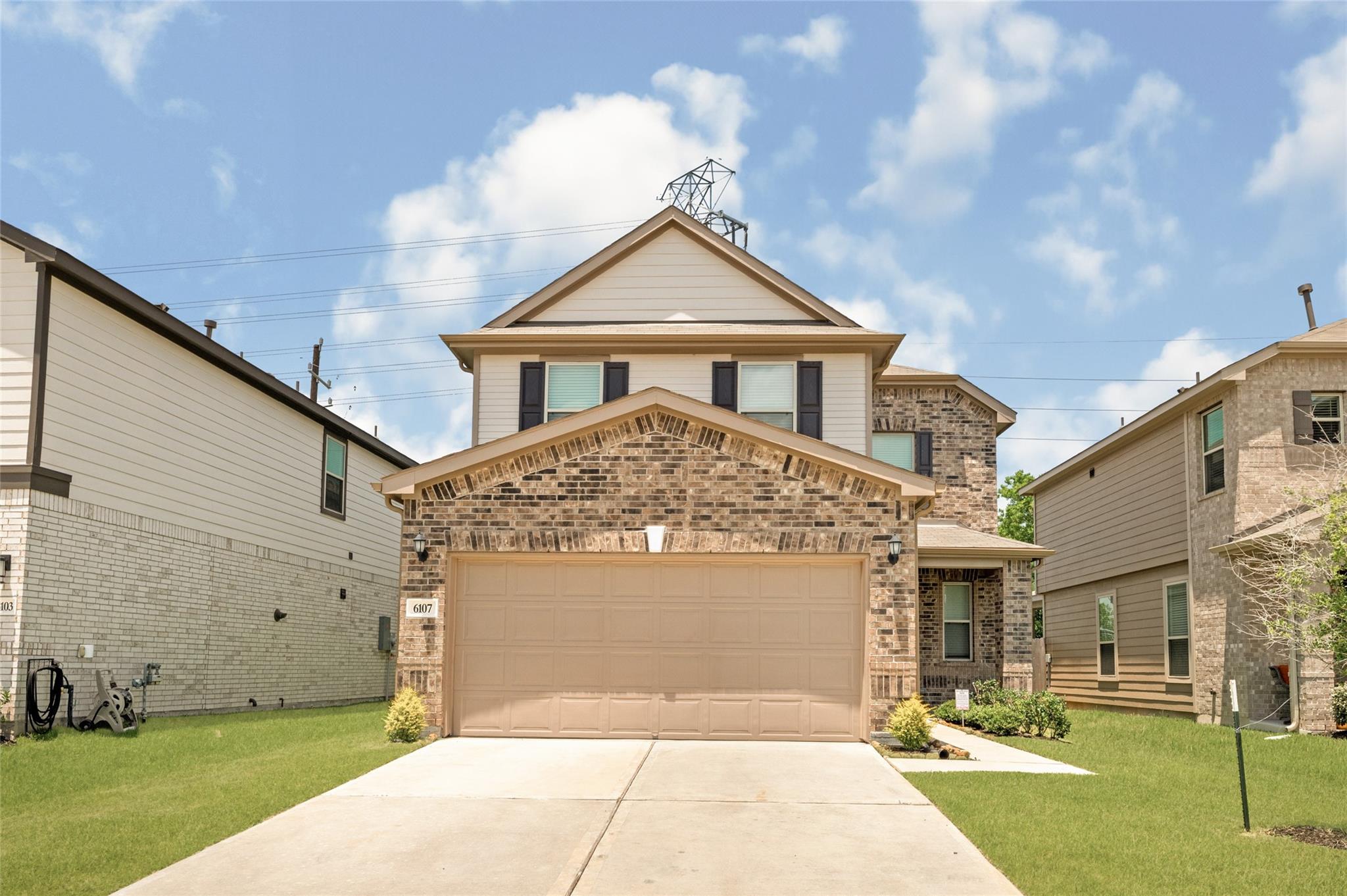 6107 Topaz Pines Trail
