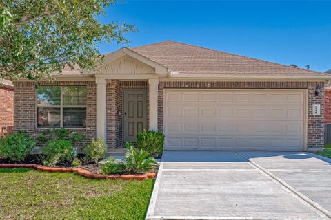 Photo of 5822 Camelia Evergreen Lane, Richmond, TX 77407 (MLS # 35774221)
