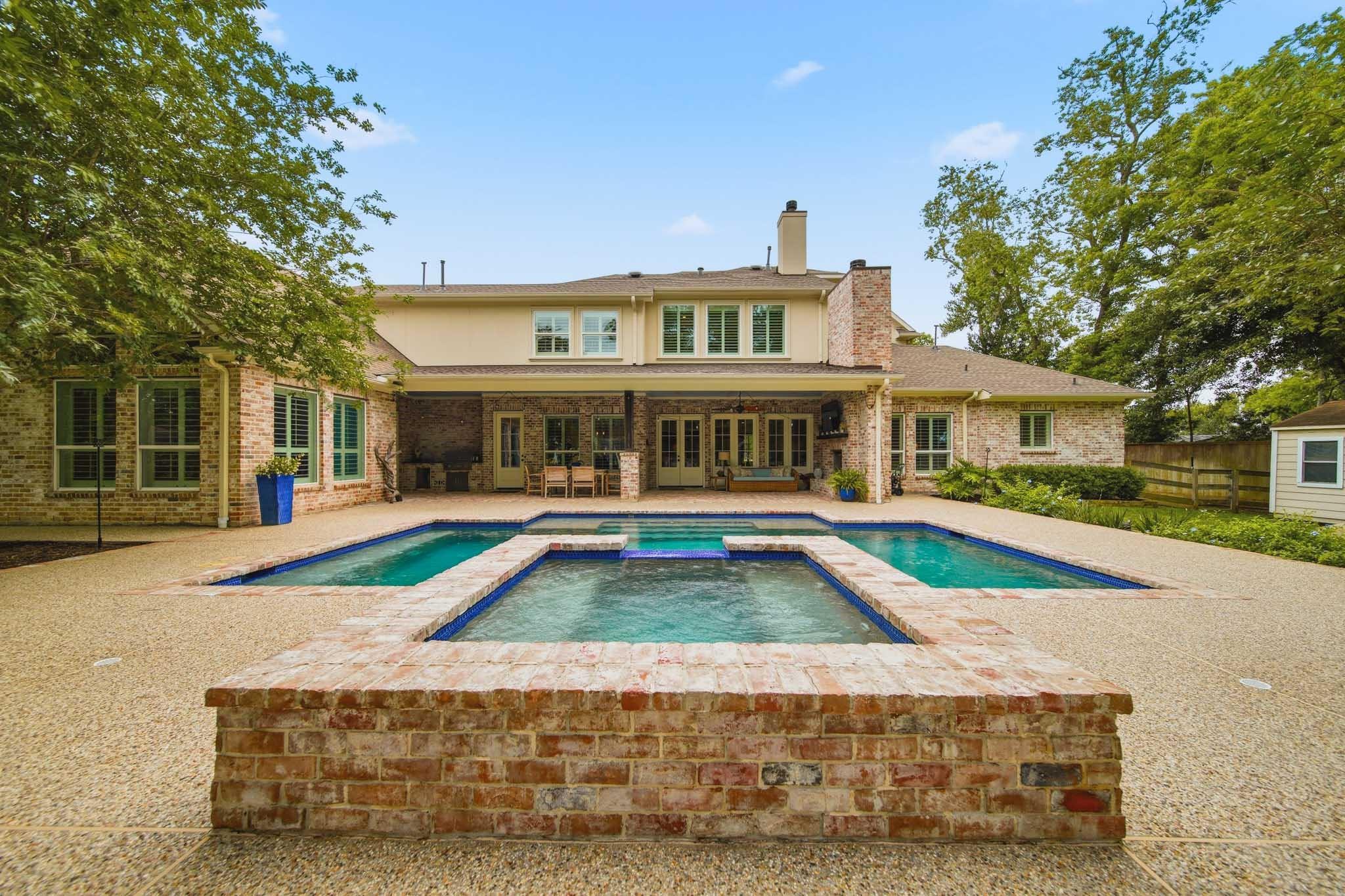 3710 Stony Crest