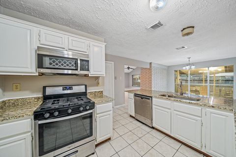 Tiny photo for 3714 Echo Grove Lane, Houston, TX 77043 (MLS # 30201768)