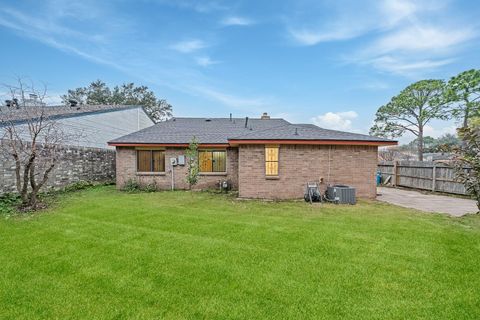 Tiny photo for 3714 Echo Grove Lane, Houston, TX 77043 (MLS # 30201768)