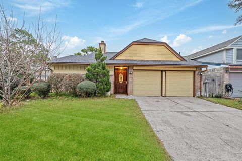 Tiny photo for 3714 Echo Grove Lane, Houston, TX 77043 (MLS # 30201768)