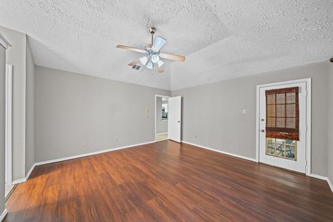 Tiny photo for 3714 Echo Grove Lane, Houston, TX 77043 (MLS # 30201768)