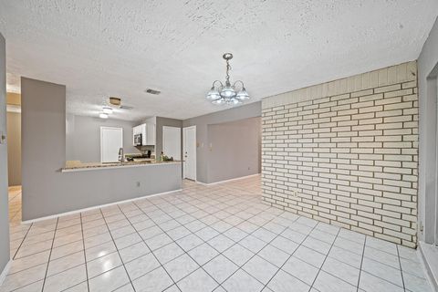 Tiny photo for 3714 Echo Grove Lane, Houston, TX 77043 (MLS # 30201768)