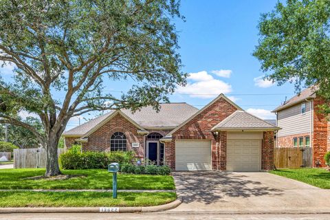 Photo of 13622 Neston Drive, Houston, TX 77041 (MLS # 12819709)