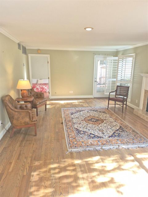 Photo of 1601 S Shepherd Drive #102, Houston, TX 77019 (MLS # 91720495)