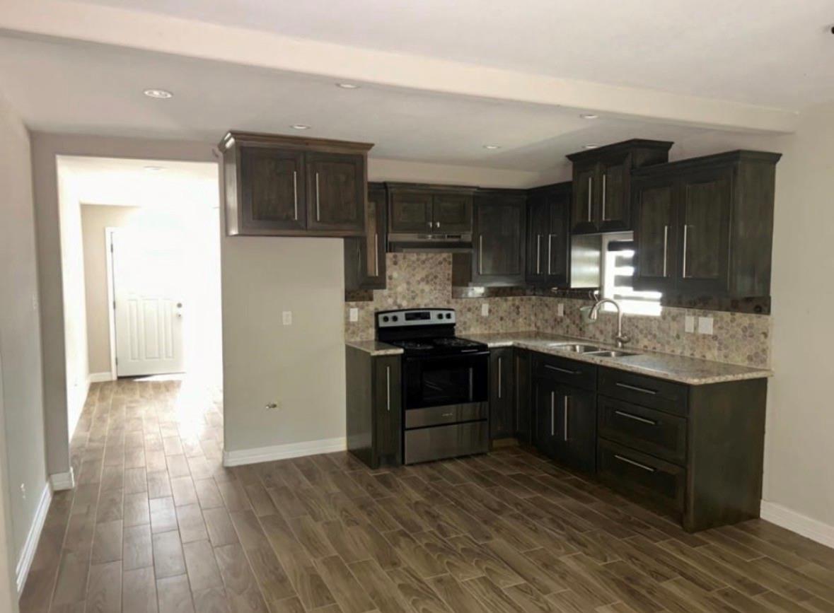 15101 South Drive