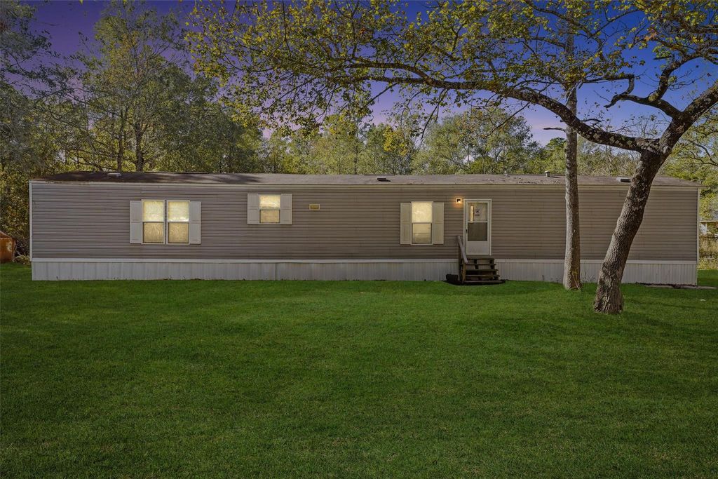 Photo of 15660 Deer Glen Lane, Conroe, TX 77302 (MLS # 53874972)