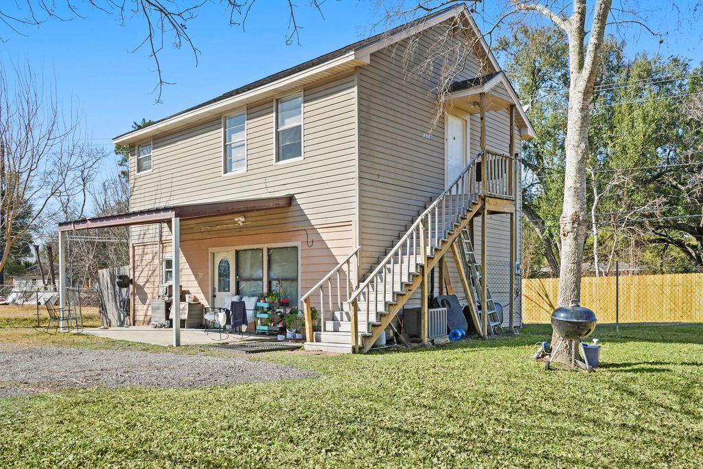 Photo of 7357 1/2 Brace Street, Houston, TX 77061 (MLS # 80268564)