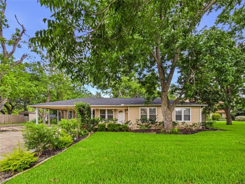 Photo of 1922 Abilene ST, League City, TX 77573 (MLS # 89288312)